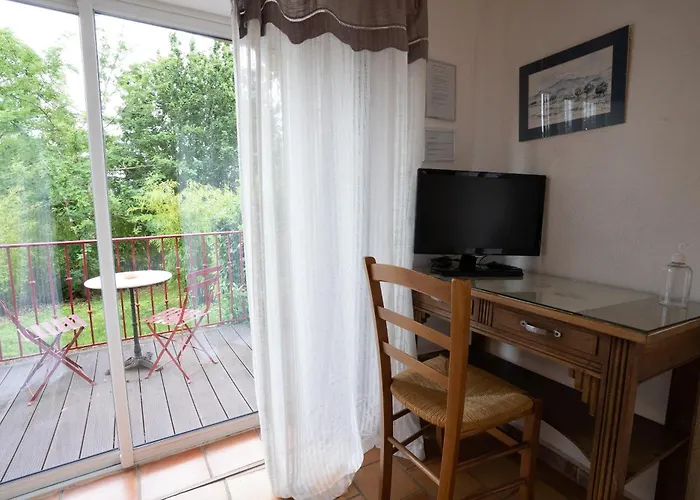 בית הארחה Le Pailler D'hotes Restaurant Piscine &