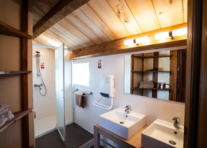 בית הארחה Le Pailler D'hotes Restaurant Piscine &