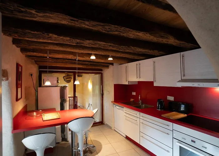 Le Pailler D'hotes Restaurant Piscine & 3* Verrieres (Aveyron)