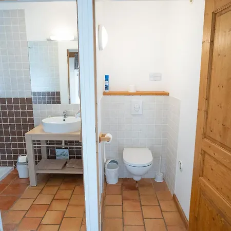 Le Pailler D'hotes Restaurant Piscine & 3* Verrieres (Aveyron)