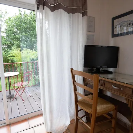 Affittacamere Le Pailler D'hotes Restaurant Piscine &