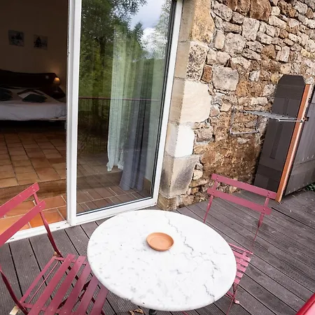 Le Pailler D'hotes Restaurant Piscine & 3* Verrieres (Aveyron)