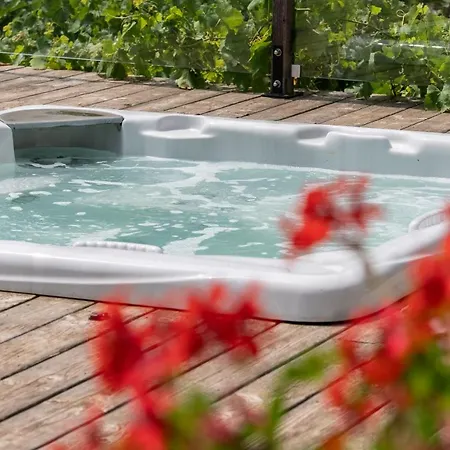 Affittacamere Le Pailler D'hotes Restaurant Piscine &