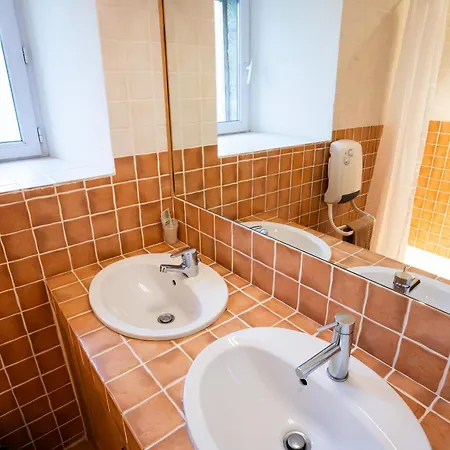 Le Pailler D'hotes Restaurant Piscine & Konukevi 3*