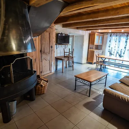Konukevi Le Pailler D'hotes Restaurant Piscine &