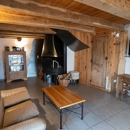 Le Pailler D'hotes Restaurant Piscine & Affittacamere