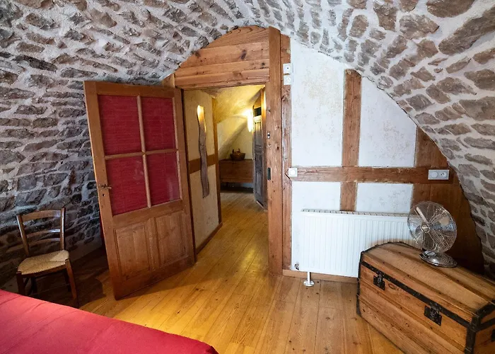 Le Pailler D'hotes Restaurant Piscine & Penzion 3*